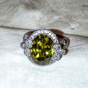 Sz. 8 Art Deco Green Tourmaline Ring